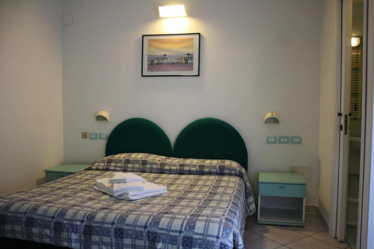 Residence Le Vele Κατόλικα Εξωτερικό φωτογραφία