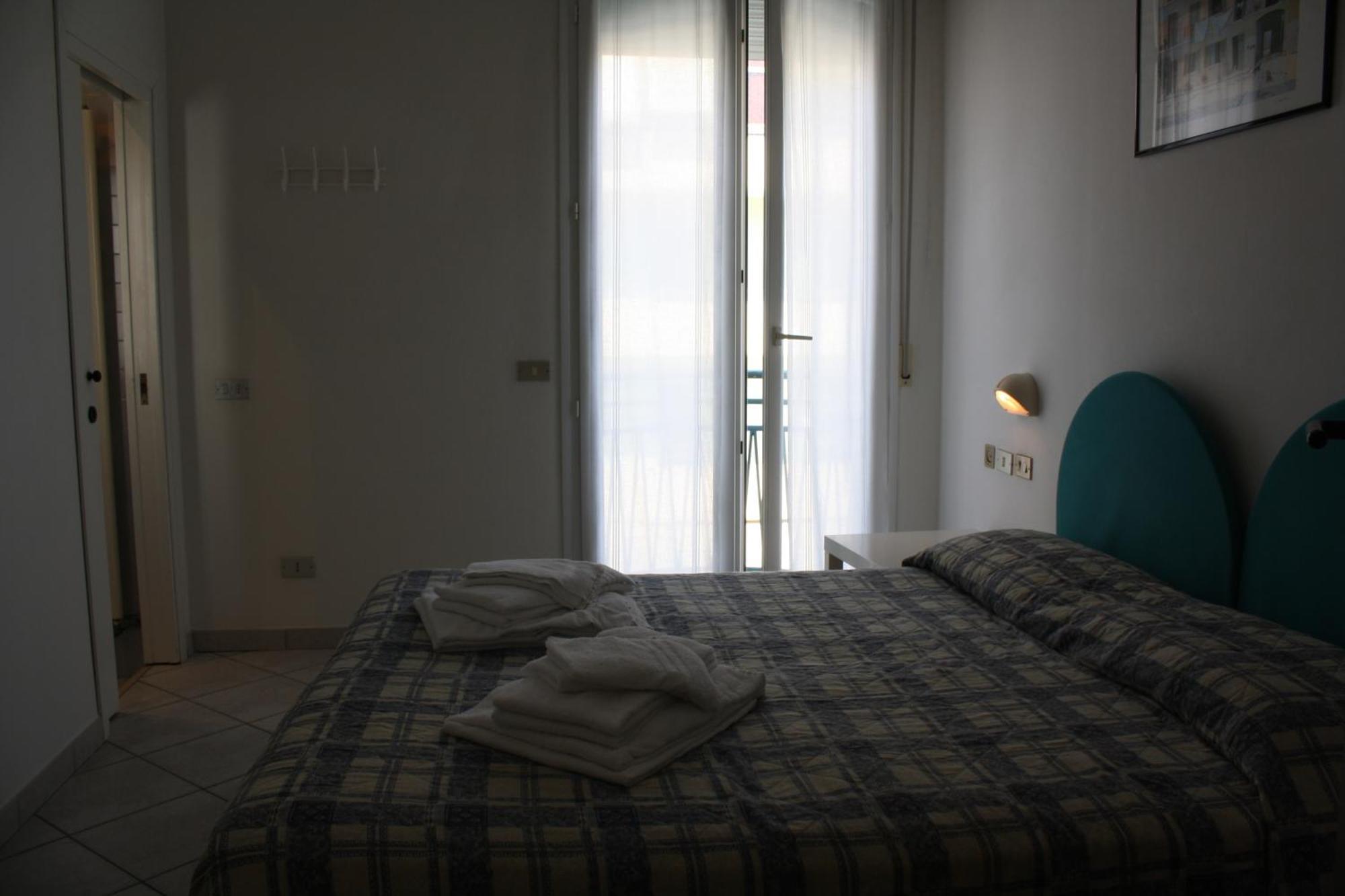 Residence Le Vele Κατόλικα Δωμάτιο φωτογραφία
