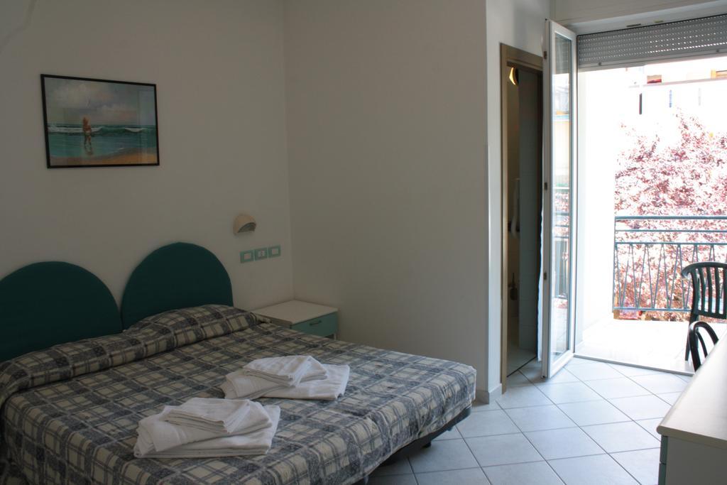 Residence Le Vele Κατόλικα Εξωτερικό φωτογραφία