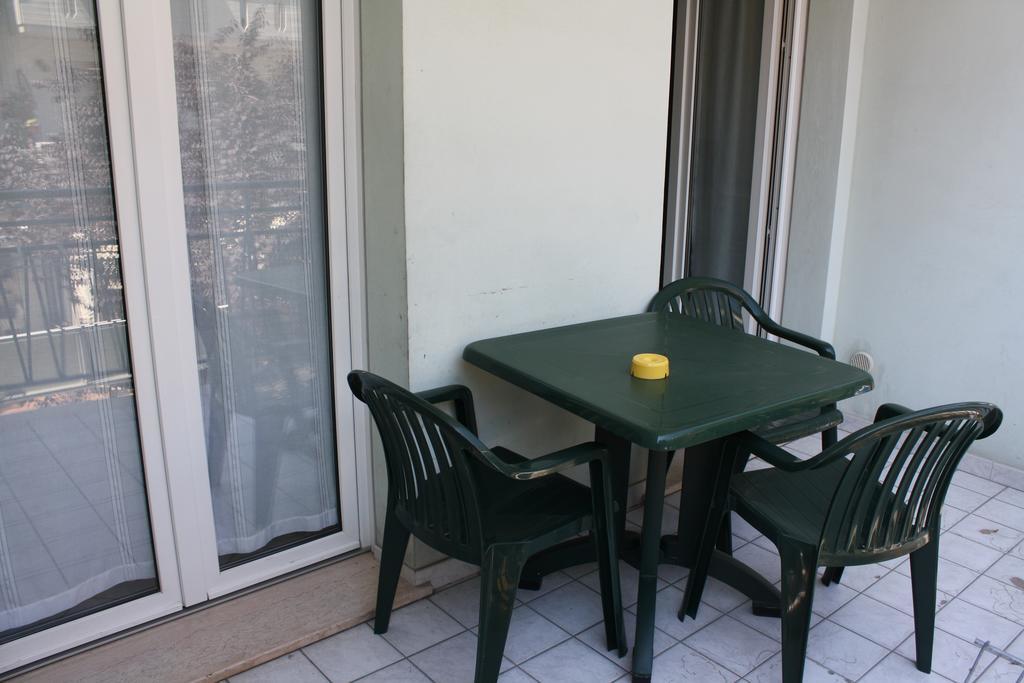 Residence Le Vele Κατόλικα Εξωτερικό φωτογραφία