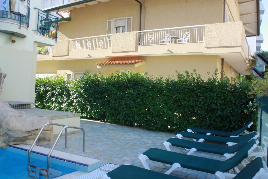 Residence Le Vele Κατόλικα Εξωτερικό φωτογραφία